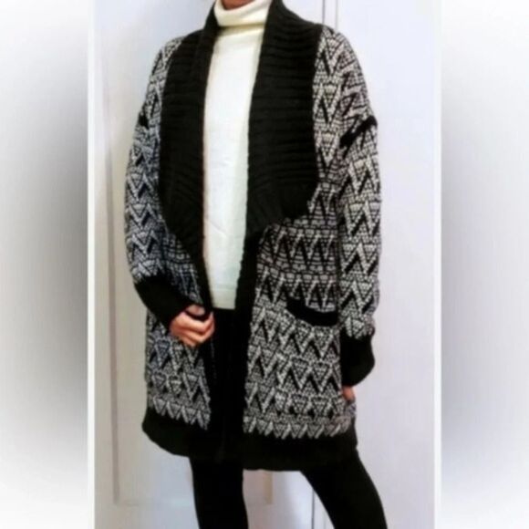 Cynthia Rowley Sweaters - Cynthia Rowley Alpaca Wool Knee Length Open Front Cardigan
Oversized Sweater L